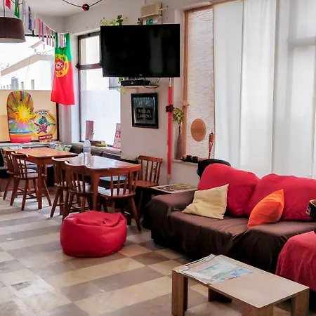 Sol A Sol Hostel Λάγος