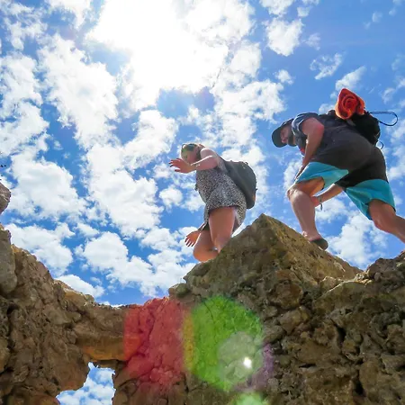 Sol A Sol Hostel Λάγος